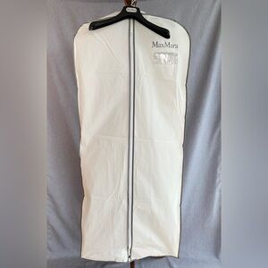 MaxMara | Zip up Garment Bag with matching Hanger